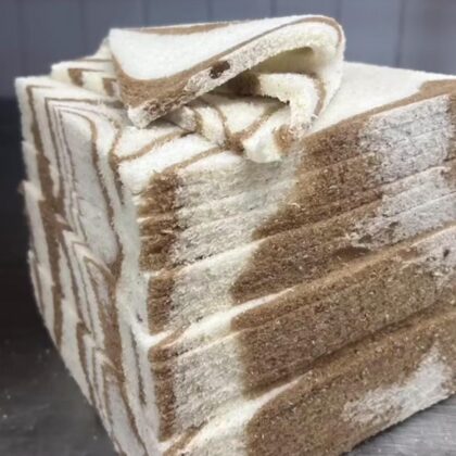 Pan de sandwich marmolado molde grande