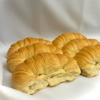 Medialunas grandes saladas x12 unidades